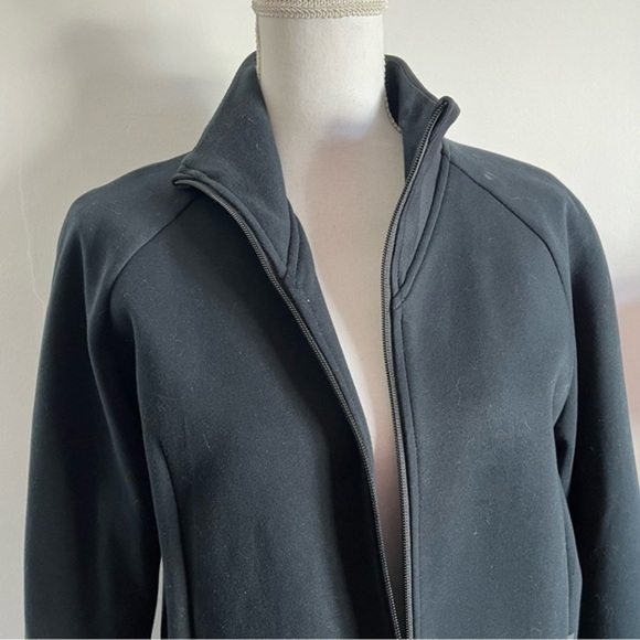 Nike • Sportwear Black Longer Length Water Repellant Tech Fleece Jacket - Picture 2 of 6